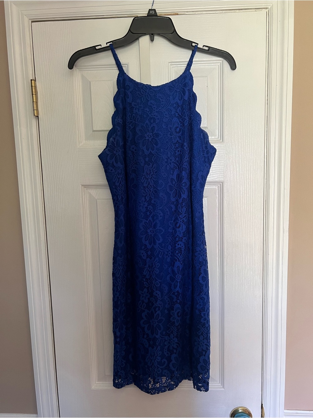 Blue Lace Spaghetti-Stra Midi Dress
